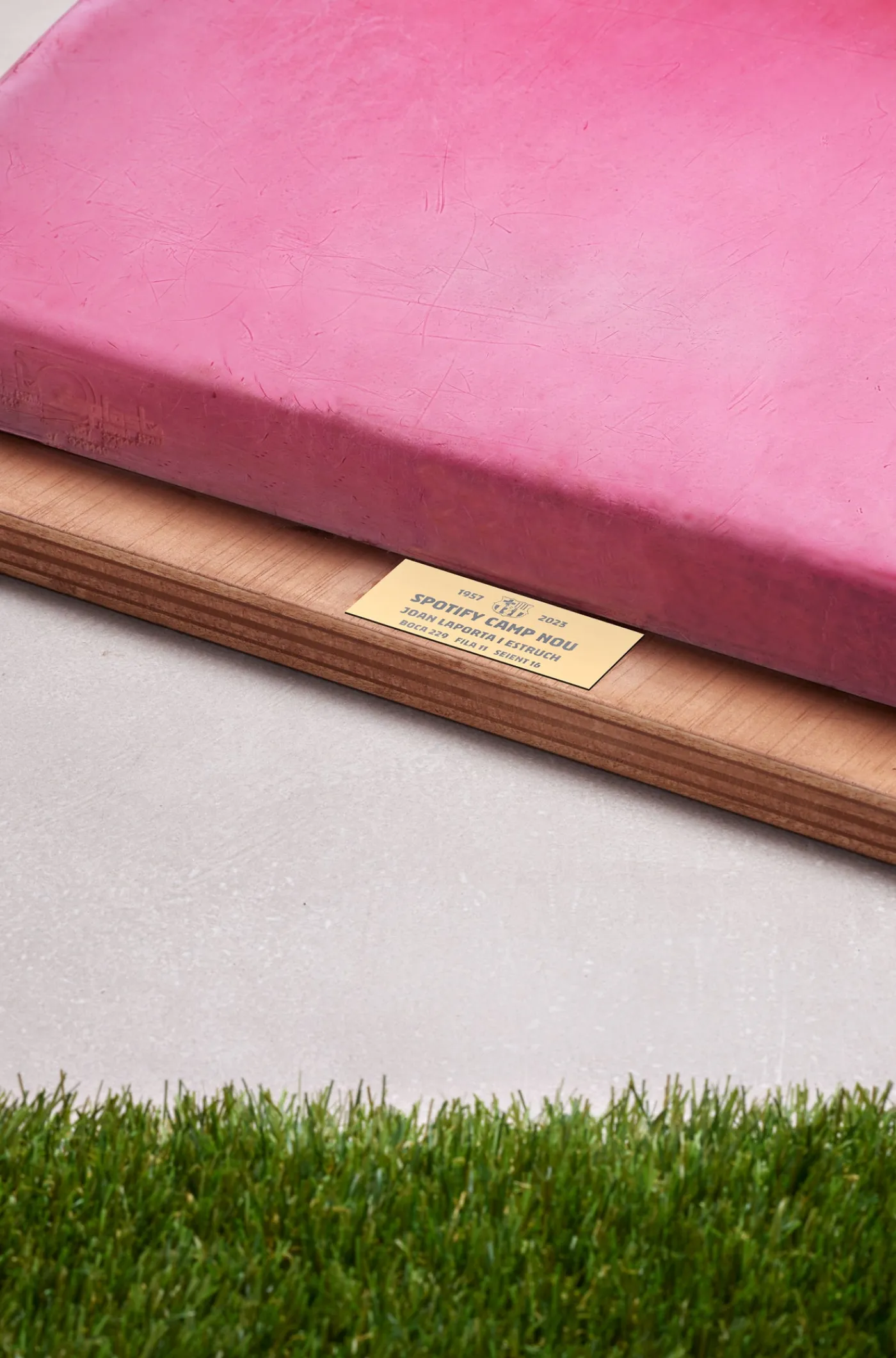 New Asiento Spotify Camp Nou - Modelo 2 Asientos Spotify Camp Nou | Stadium Memorabilia